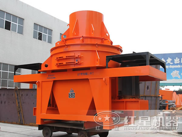 沖擊式破碎機(jī)側(cè)面圖